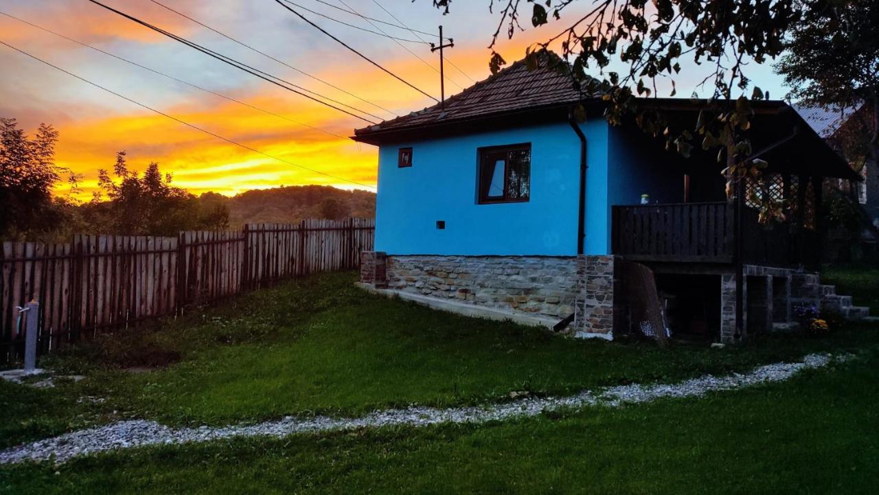 La Casuta Villa Fieni Bagian luar foto