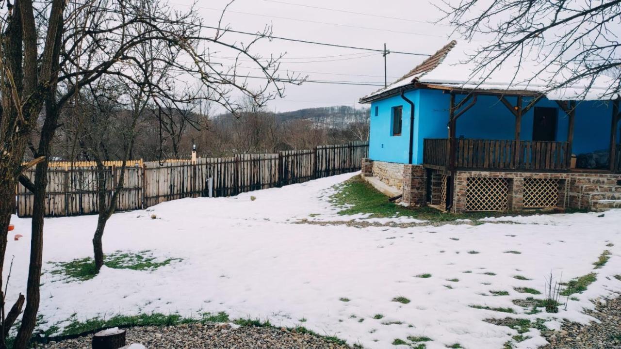 La Casuta Villa Fieni Bagian luar foto